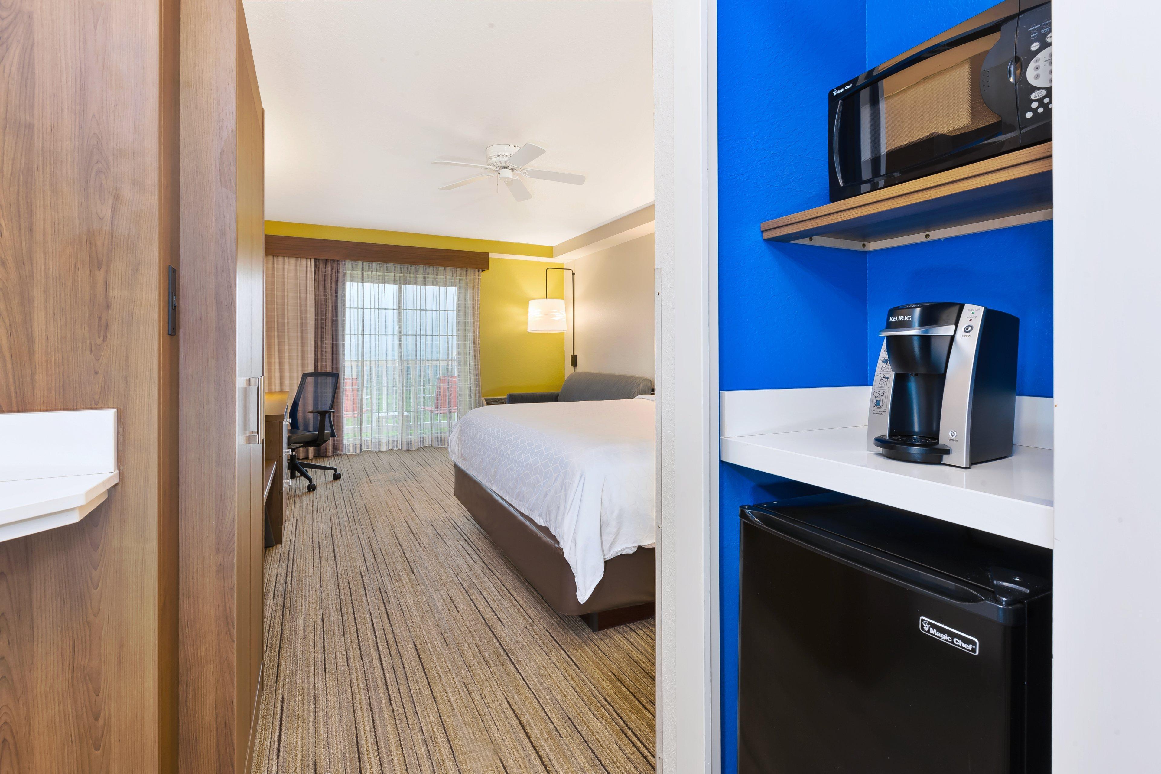 Holiday Inn Express Hotel & Suites Petoskey By Ihg Exterior foto